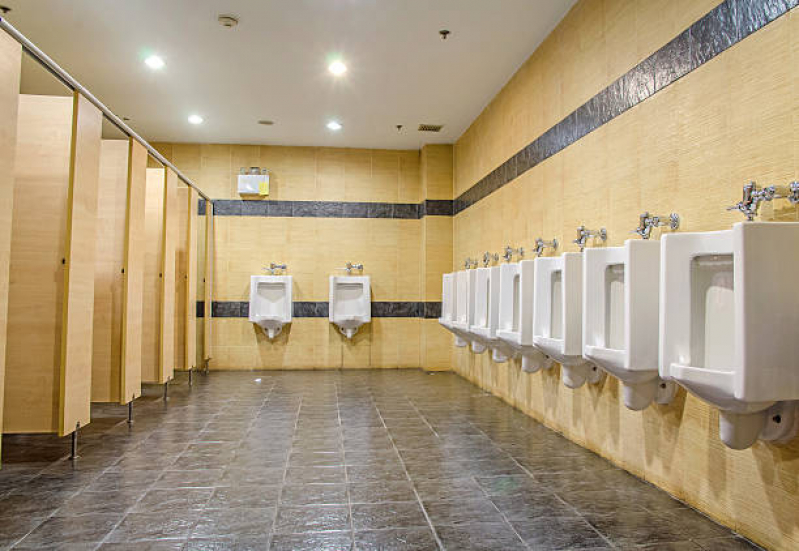 Divisória para Banheiro de Academia JARDIM GOIÁS - Divisória para Banheiro de Colégio