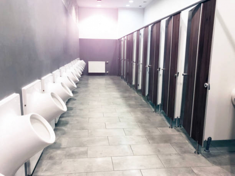 Divisória para Banheiro de Colégio Expansão do Setor O - Divisória para Banheiro Coletivo