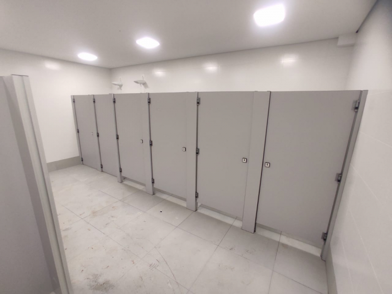 Empresa de Divisórias Banheiro CONJ. ITATIAIA - Divisórias Sanitárias em Granito