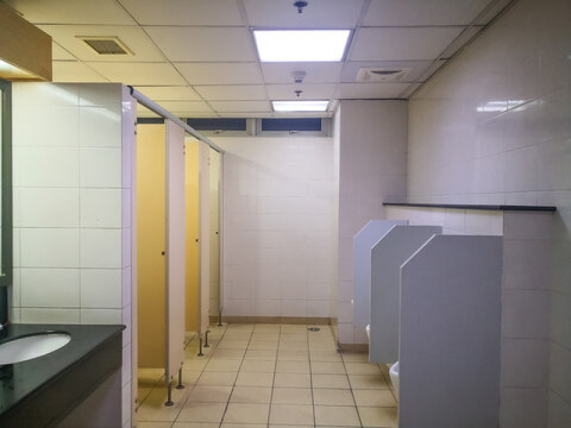 Instalação de Divisória de Banheiro Público Empresa Lago Sul - Instalação de Divisória para Vestiário de Academia