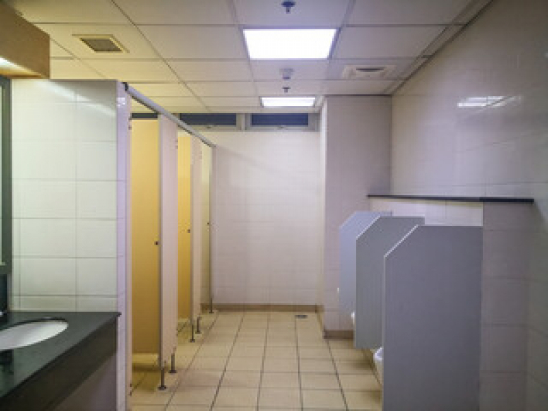 Instalação de Divisória de Granito para Banheiro PEDRO LUDOVICO - Instalação de Divisória para Banheiro Coletivo