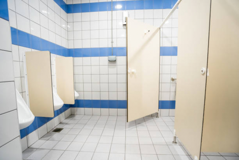 Preço de Divisória Banheiro VILA SANTA HELENA - Divisória para Banheiro Goiânia