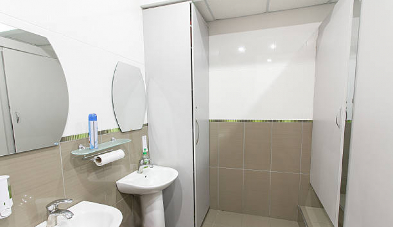 Preço de Divisória para Banheiro de Academia Comodoro - Divisória para Banheiro Brasília
